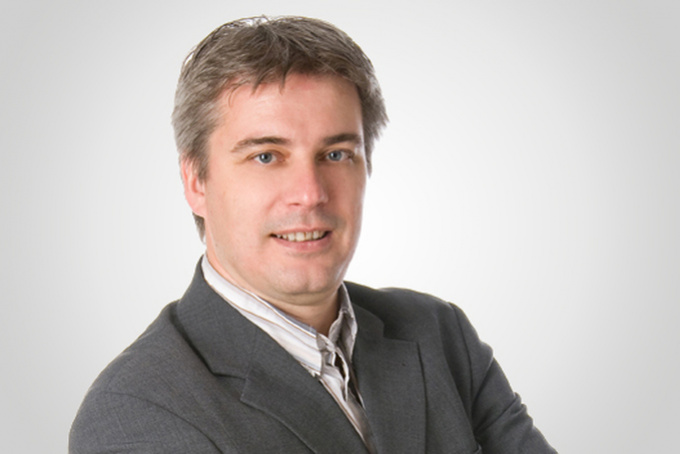Először választottak magyar „fellow” tagot a legnagyobb európai kerámiakutatási szervezetbe