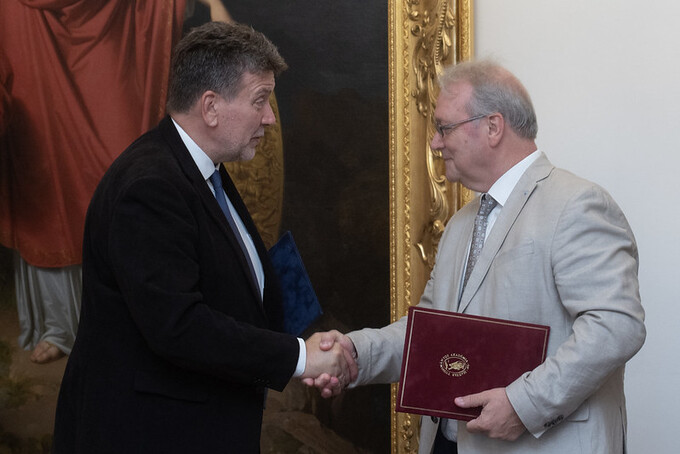 A nemzeti emlékezet és a tudomány közös szolgálatában