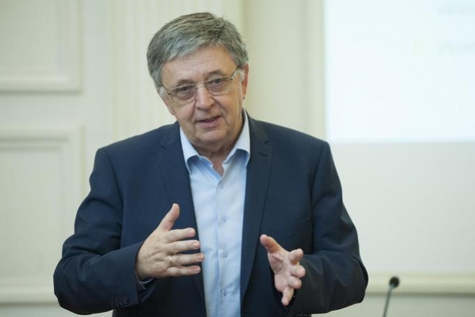 A diákok megszólítása kulcskérdés – Lovász László tudományünnepi köszöntője