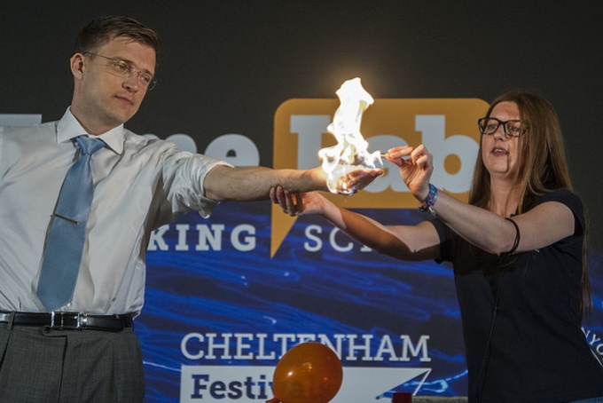 Tudományról három percben – FameLab 2019