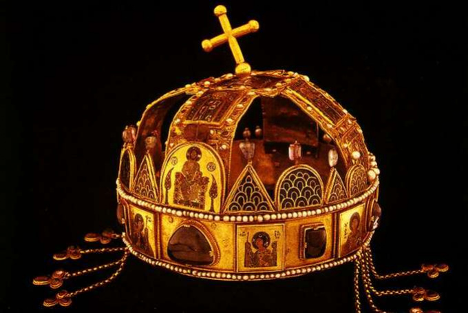 A Szent Korona hazatérései