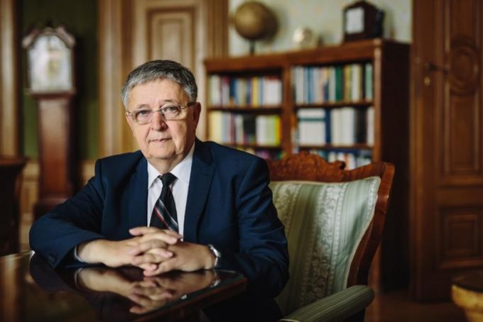 Lovász László, az MTA elnökének levele a parlamenti frakcióvezetőknek