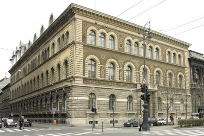 A Magyar Képzőművészeti Egyetem Doktori Tanácsa is szolidáris az MTA-val