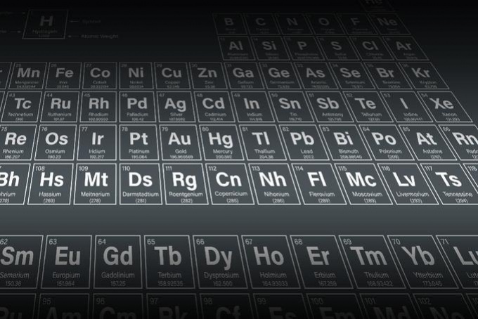 A raderfordiumtól az oganeszonig – a nemrégen felfedezett kémiai elemek magyar neve