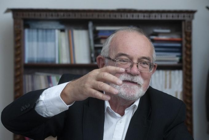 Az oktatás sikerességében nem minden a pénz függvénye – interjú Pléh Csabával