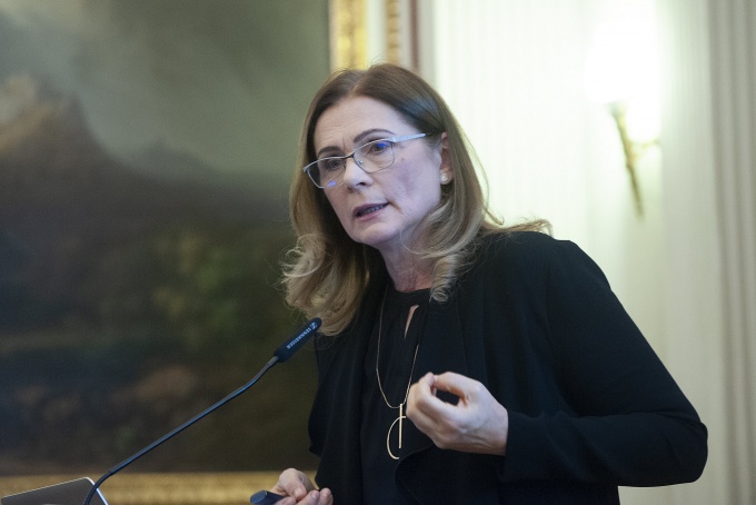 Miből lesz a felnőtt agy? Biológiai érés és tapasztalat a serdülők agykérgi és kognitív fejlődésében – Kovács Ilona levelező tag székfoglaló előadása