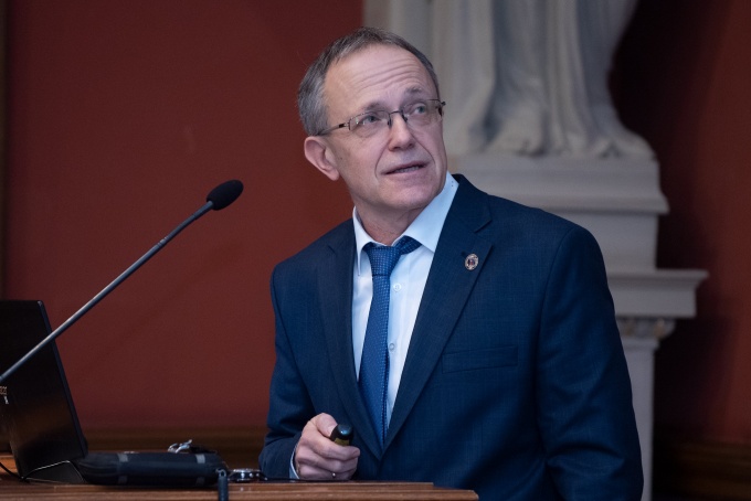 Megérteni a vulkánokat – tanulmányok a Kárpát-Pannon térségben – Harangi Szabolcs levelező tag székfoglaló előadása
