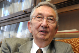 Elhunyt Leindler László matematikus, az MTA rendes tagja