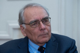 Elhunyt Frank Tibor történész, anglista-amerikanista, az MTA rendes tagja