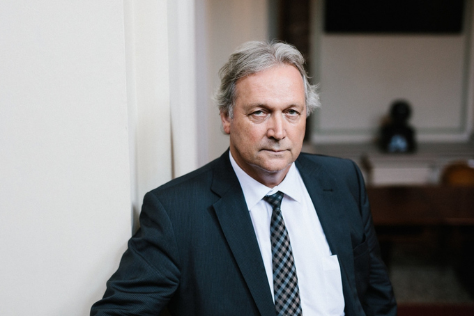 „Továbbra is várom miniszter urat” – Freund Tamás MTA-elnök a Mandinernek