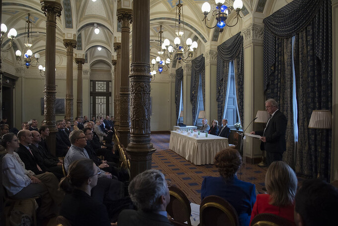 „Képviselni egy kétszáz éves nemzeti intézményt” – Átvették megbízólevelüket az MTA nem akadémikus közgyűlési képviselői