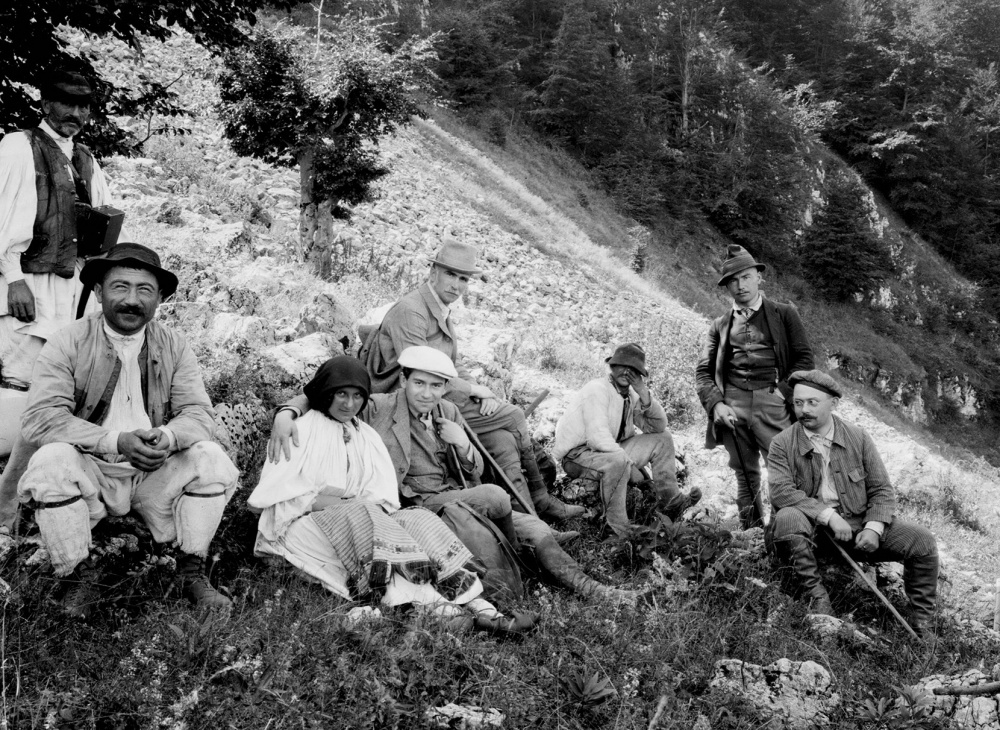 A csoklovinai barlangot kutató társaság, Hunyad vármegye, Magyarország 1911.VII.2.