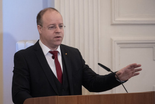 Kompozit fémhabok kutatása és fejlesztése – Orbulov Imre Norbert levelező tag székfoglaló előadása