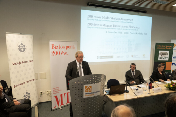„A magyar szellemi élet egyik meghatározó központja” – 200 éves a Magyar Tudományos Akadémia
