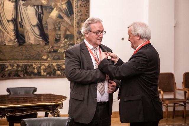 Freund Tamás és Ion Tiginyanu (a találkozóról készült galéria a képre kattintva érhető el)