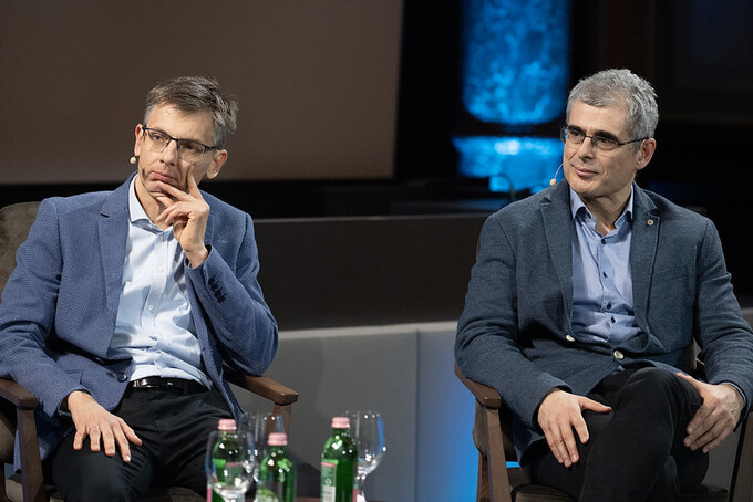 Antibiotikumokkal és vírusokkal a szuperbaktériumok ellen – Videón Pál Csaba és Papp Balázs tudományünnepi előadása