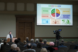 Hogyan biztosítható az „ország kenyere” a klímaváltozás közepette? – Videón az MTA Veszprémi Területi Bizottságának agrárkonferenciája