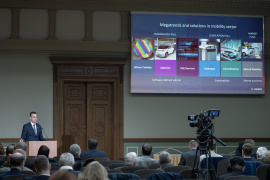 Ki vezet 20 év múlva? Ember, AI vagy senki? – Videón a VEAB mobilitáskonferenciája