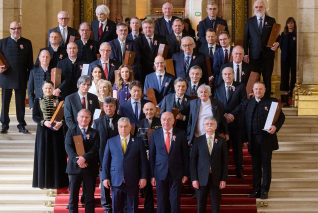 Állami kitüntetések az ünnepen: az MTA tagjait, doktorait is díjazták március 15. alkalmából