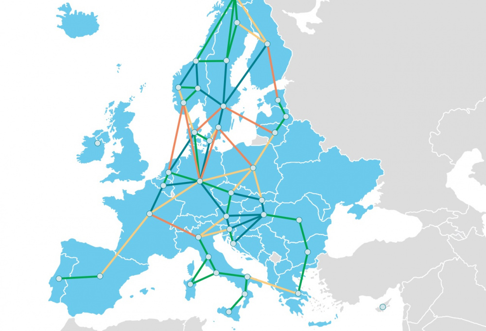 A villamosenergia-hálózat szűk keresztmetszetei (sárgával és pirossal) az ajánlattételi övezetek közötti árkülönbségek alapján 2024-ben
