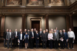 A magyarországi történelmi egyházak vezetői az Akadémia székházában