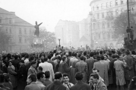 1956 történetírása hét évtized távolából